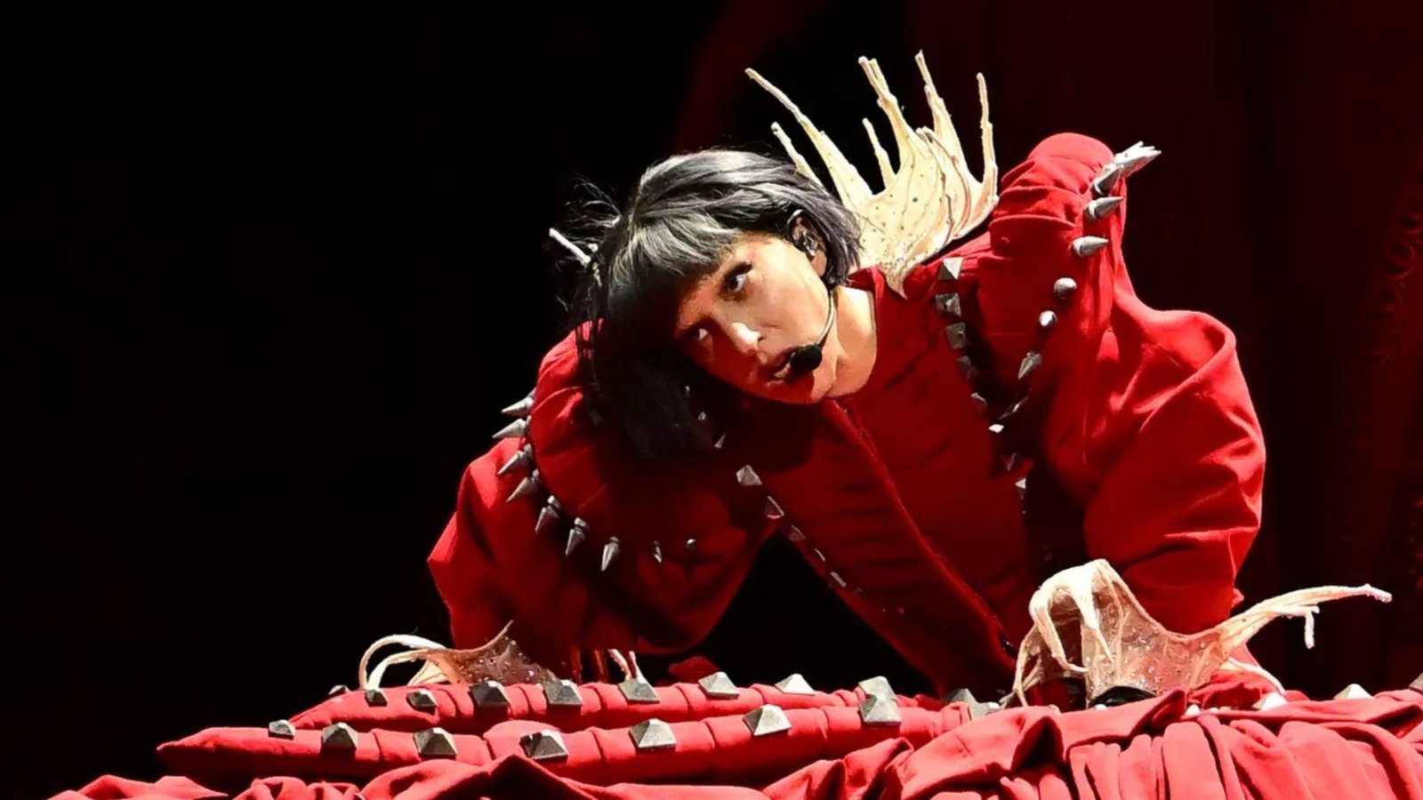 Lady Gaga Ignites the Stage